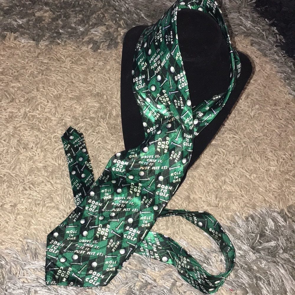 Beverly Hills Polo Club Mens Golf Tie
